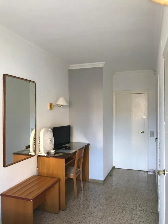 Hostal Can Pou Vidreres